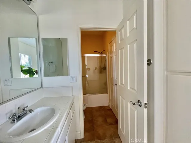 27657 Cobblestone Court, Valencia, California 91354