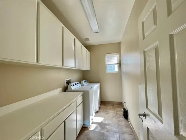 27657 Cobblestone Court, Valencia, California 91354