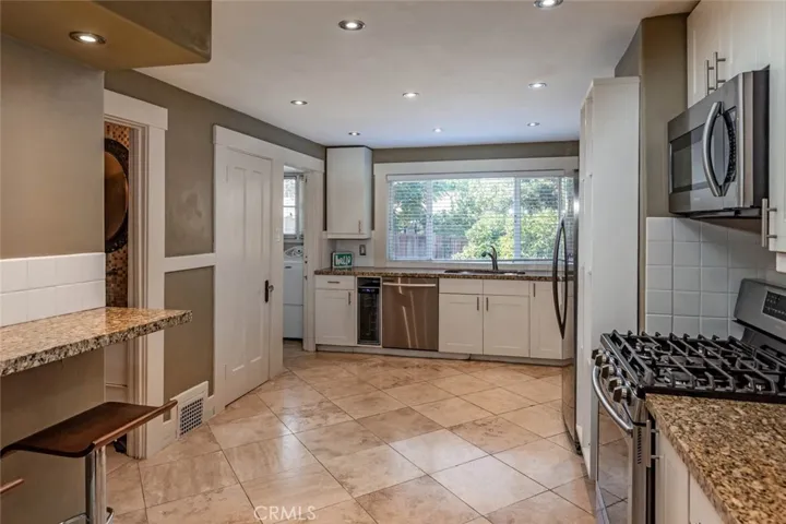 70 Hawthorne Way, San Jose, California 95110