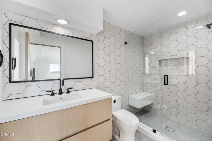 817 Ocean Dr MLS-31