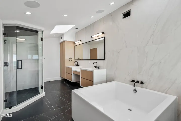 817 Ocean Dr MLS-39