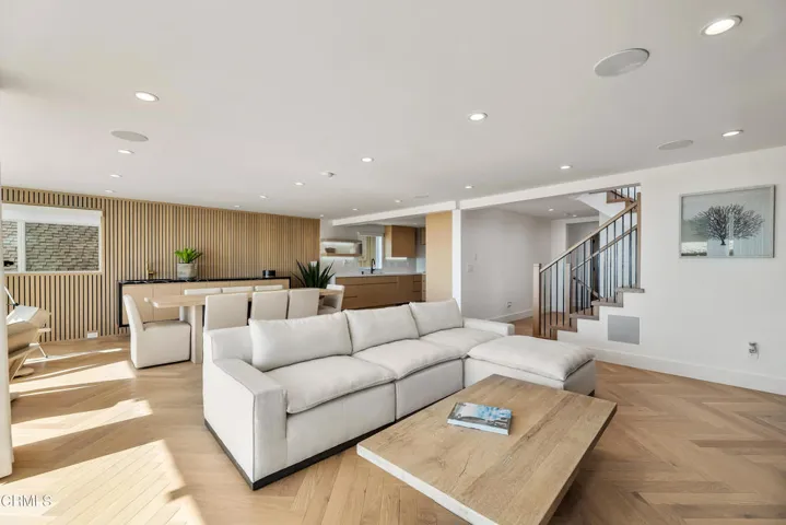 817 Ocean Dr MLS-5