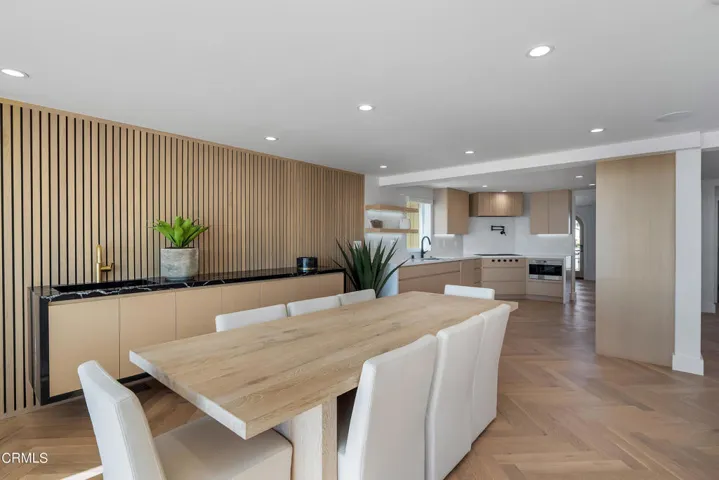 817 Ocean Dr MLS-12