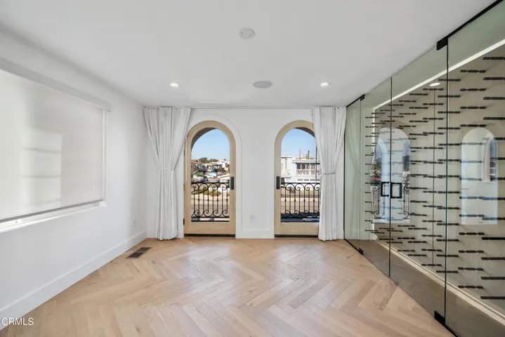 817 Ocean Dr MLS-22