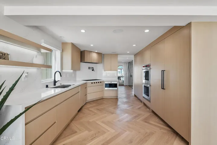 817 Ocean Dr MLS-14