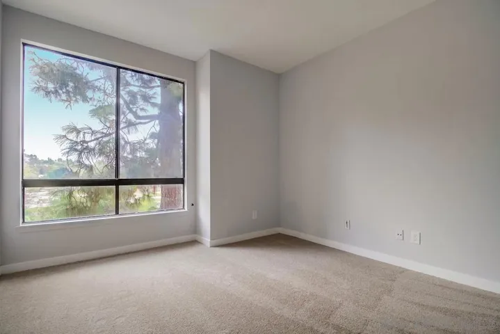 5845 Friars Rd. #1207, San Diego, California 92110