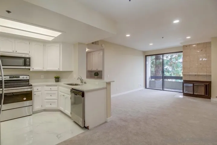 5845 Friars Rd. #1207, San Diego, California 92110