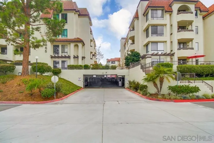 5845 Friars Rd. #1207, San Diego, California 92110