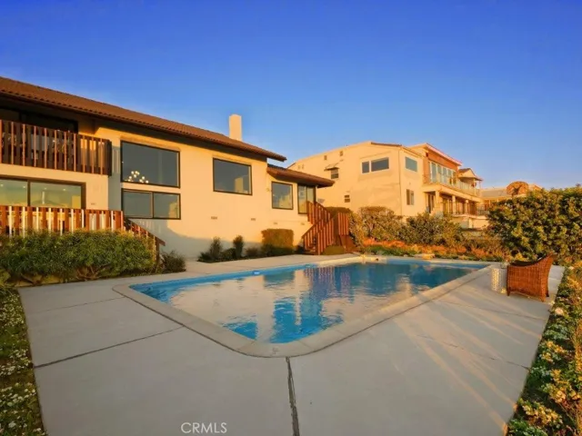 6452 Chartres Drive, Rancho Palos Verdes, California 90275