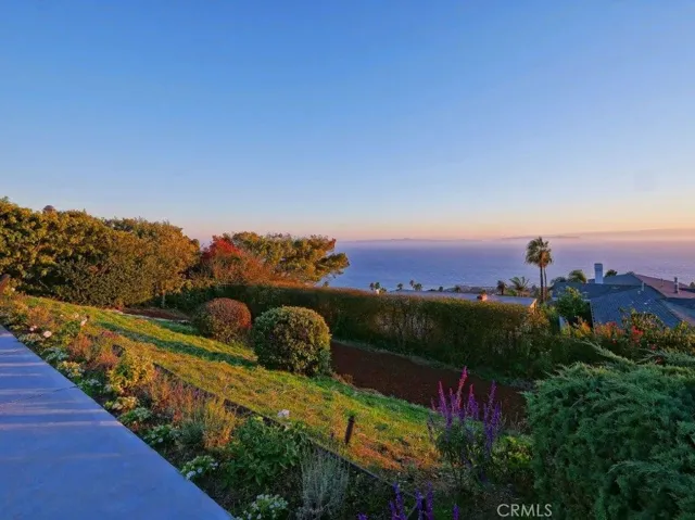 6452 Chartres Drive, Rancho Palos Verdes, California 90275