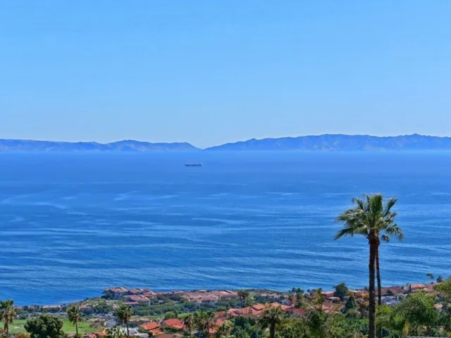 6452 Chartres Drive, Rancho Palos Verdes, California 90275