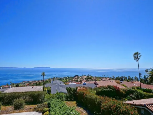 6452 Chartres Drive, Rancho Palos Verdes, California 90275