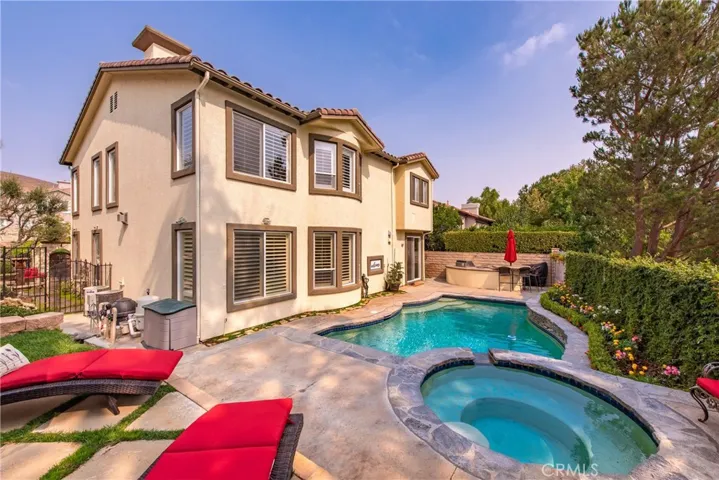 428 Woodland Road, Simi Valley, California 93065
