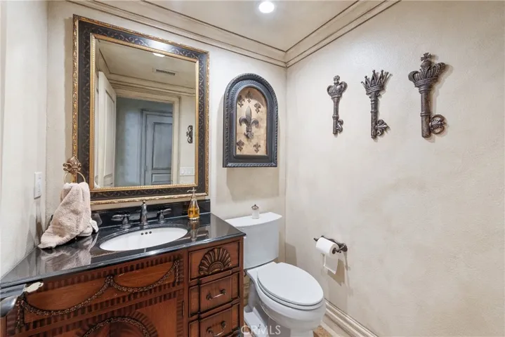 428 Woodland Road, Simi Valley, California 93065