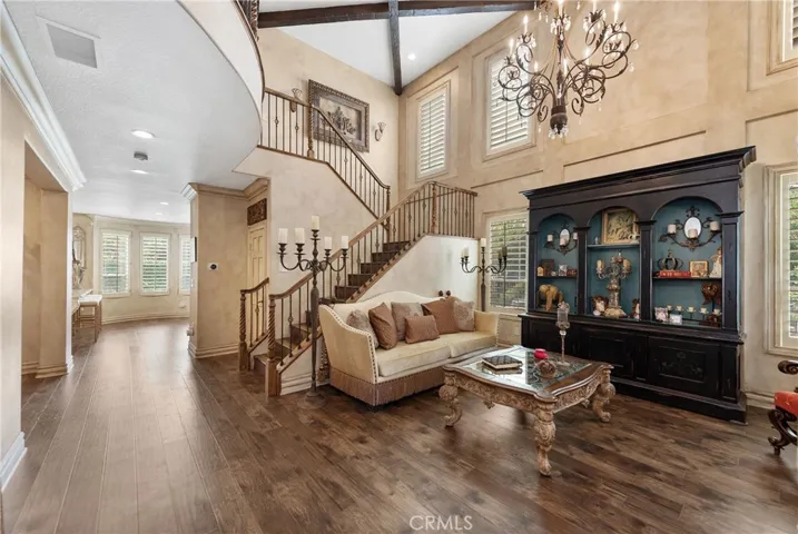 428 Woodland Road, Simi Valley, California 93065