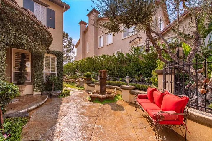 428 Woodland Road, Simi Valley, California 93065