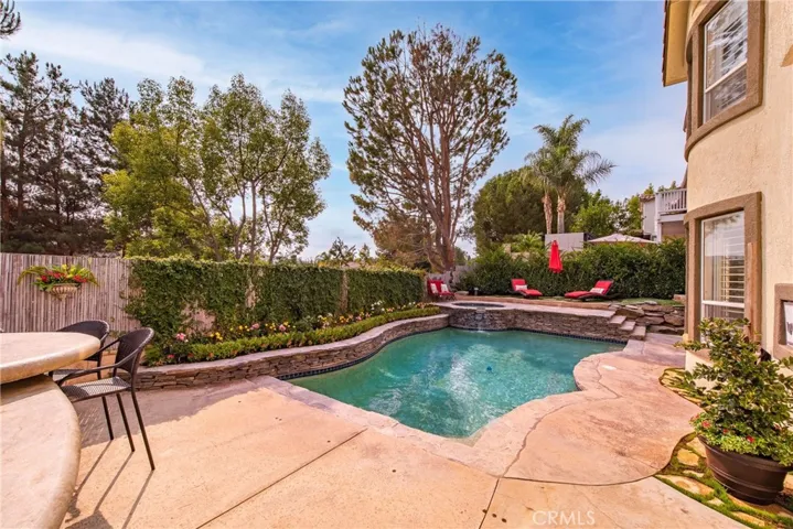 428 Woodland Road, Simi Valley, California 93065
