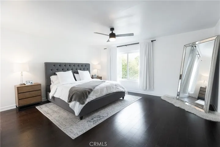 11744 Moorpark Street R, Studio City, California 91604