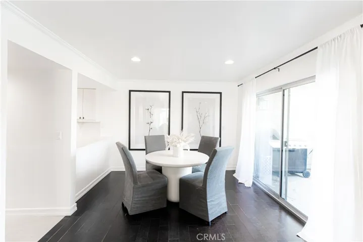 11744 Moorpark Street R, Studio City, California 91604