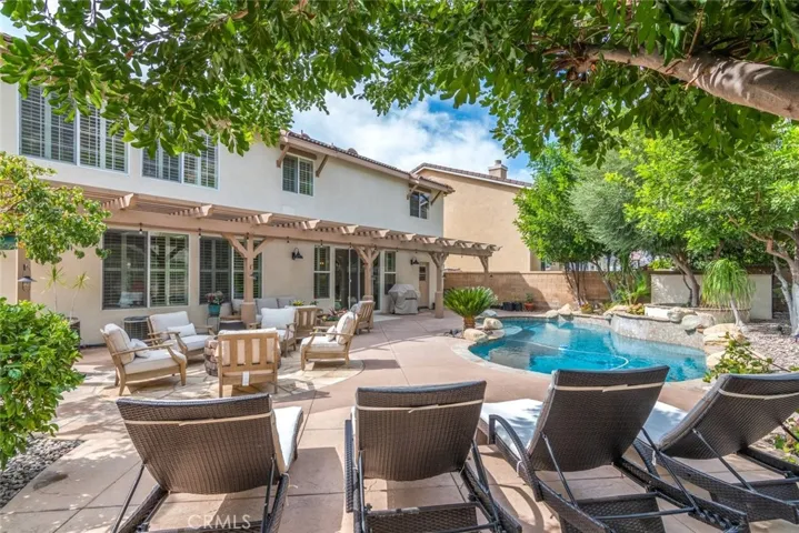 This backyard was made for entertaining!