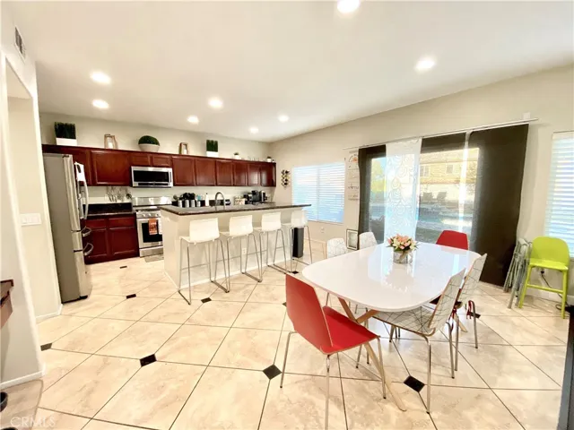 13605 Del Haven Street, Victorville, California 92392