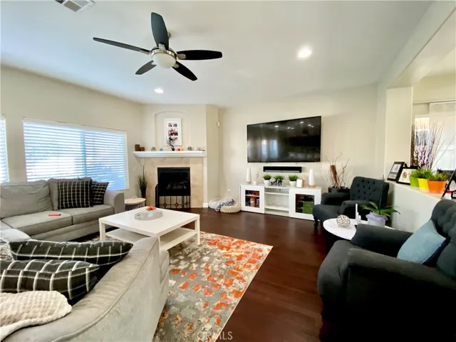 13605 Del Haven Street, Victorville, California 92392
