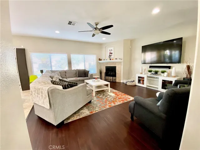 13605 Del Haven Street, Victorville, California 92392