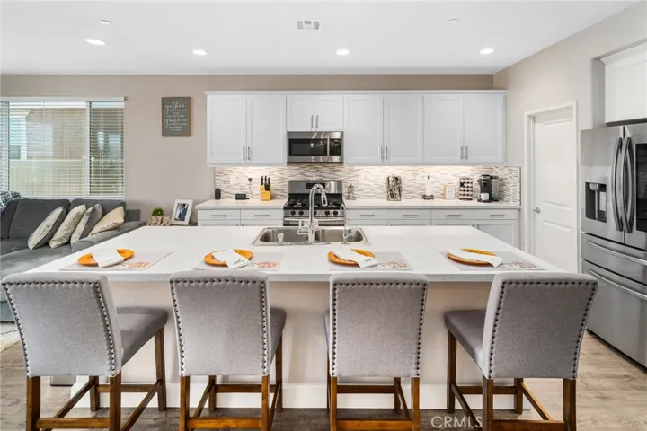 1731 E Avenue H5, Lancaster, California 93535