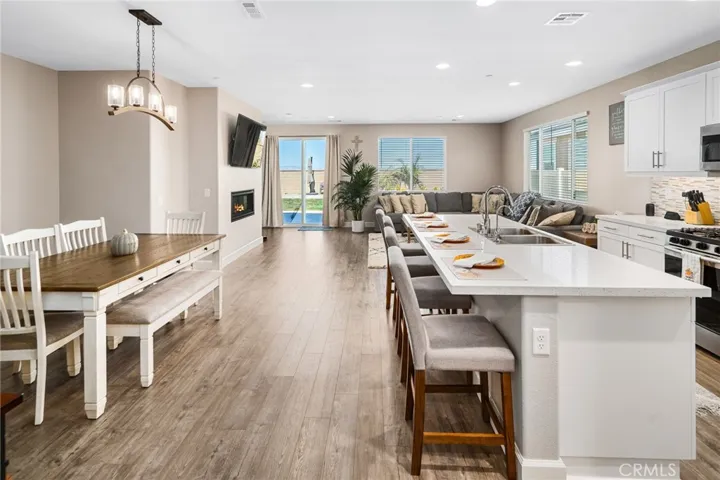 1731 E Avenue H5, Lancaster, California 93535