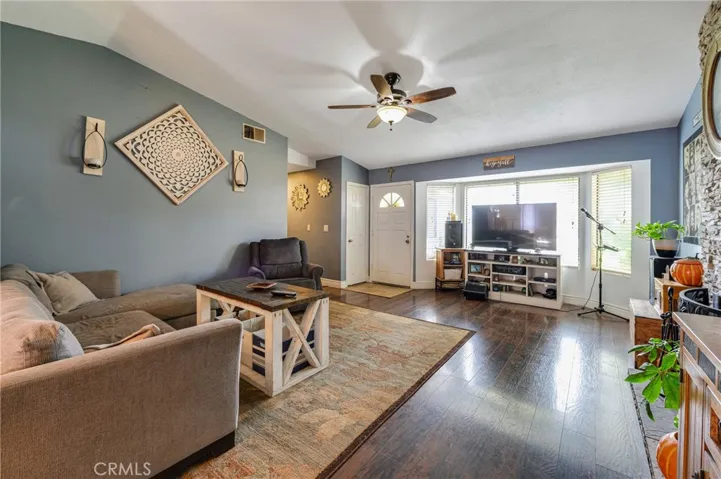 246 White Oak Road, Lake Elsinore, California 92530