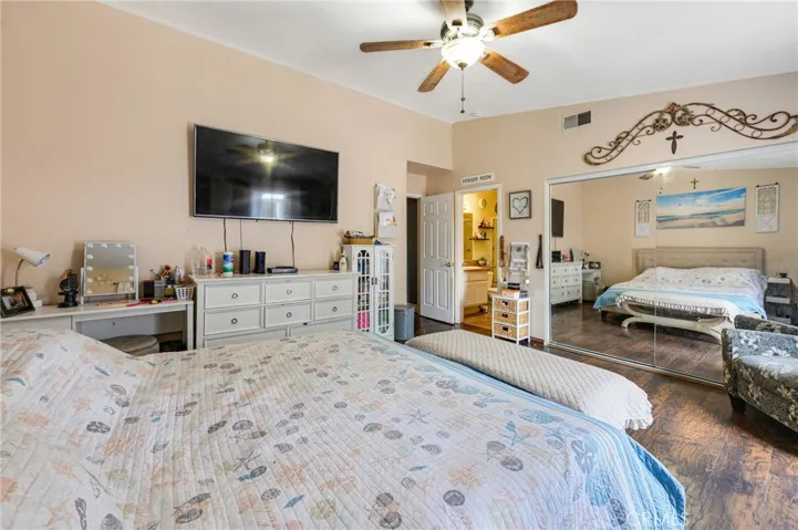 246 White Oak Road, Lake Elsinore, California 92530