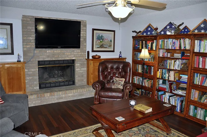 943 Clemson Court, Merced, California 95348