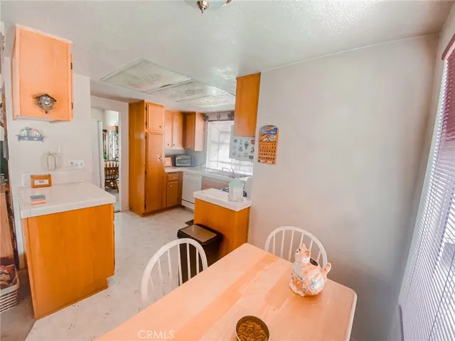 2625 Via Romana, Lancaster, California 93535