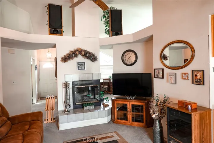 2625 Via Romana, Lancaster, California 93535