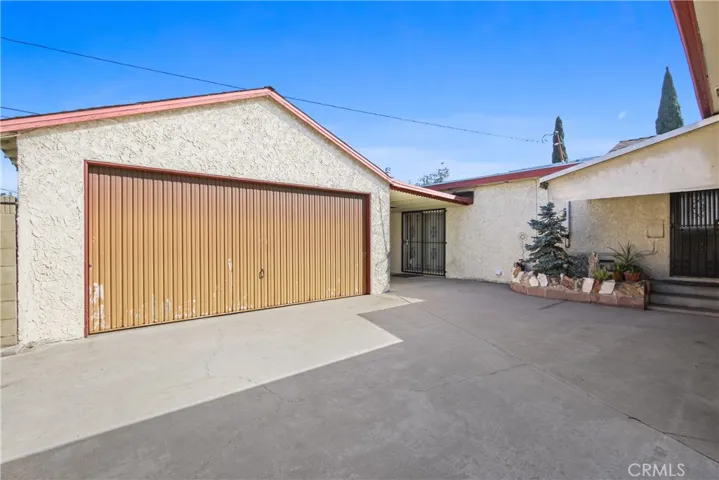 8109 2nd Street, Paramount, California 90723