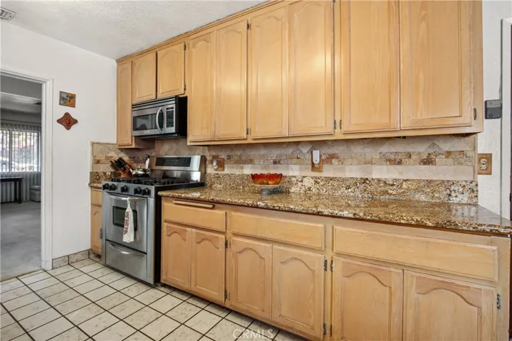 8109 2nd Street, Paramount, California 90723