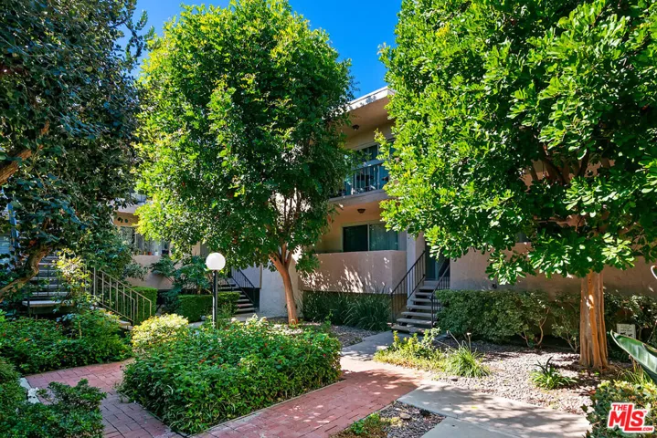5055 Coldwater Canyon Avenue 102, Sherman Oaks, California 91423