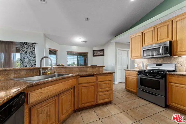 16232 Hercules Street, Hesperia, California 92345
