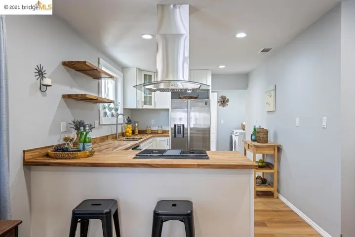 948 55th St, Oakland, California 94608