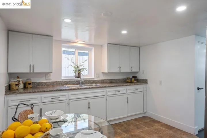 948 55th St, Oakland, California 94608