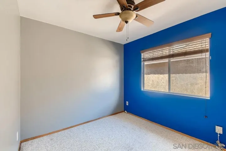 12137 Via Hacienda, El Cajon, California 92019