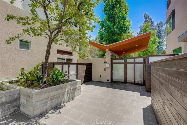 11815 Laurelwood Drive 5, Studio City, California 91604