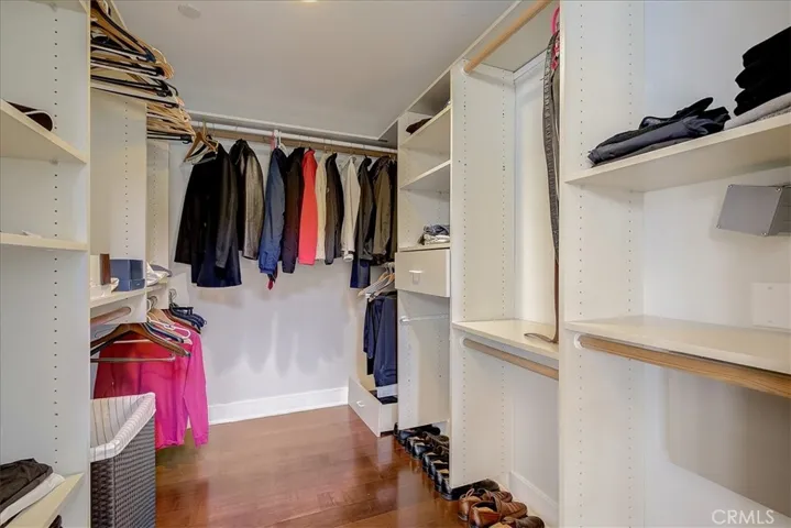 11815 Laurelwood Drive 5, Studio City, California 91604