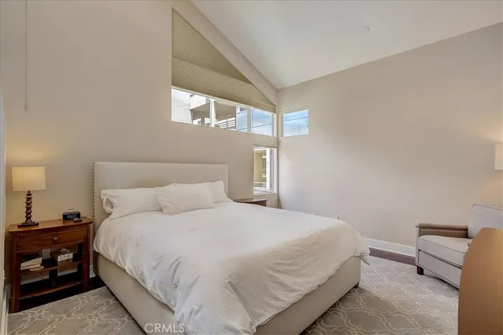 11815 Laurelwood Drive 5, Studio City, California 91604