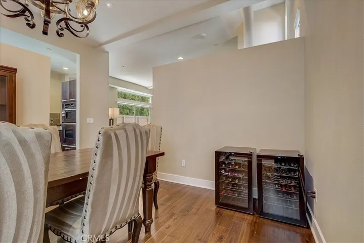 11815 Laurelwood Drive 5, Studio City, California 91604