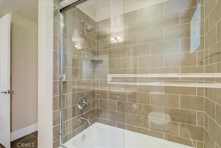 11815 Laurelwood Drive 5, Studio City, California 91604