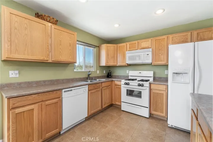 57721 Pimlico Street, Yucca Valley, California 92284