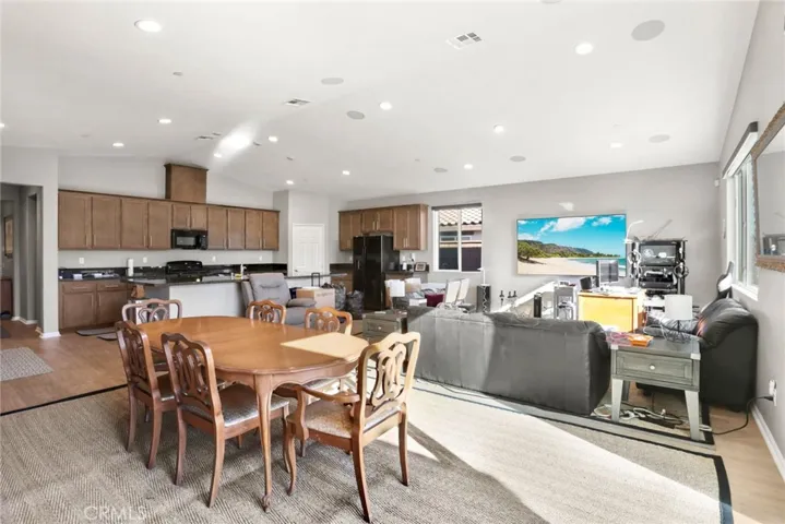 13433 Evanston Street, Victorville, California 92392