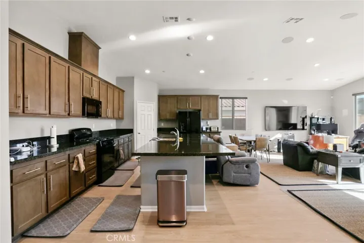 13433 Evanston Street, Victorville, California 92392