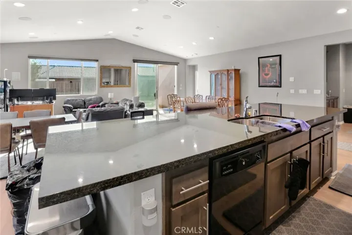 13433 Evanston Street, Victorville, California 92392